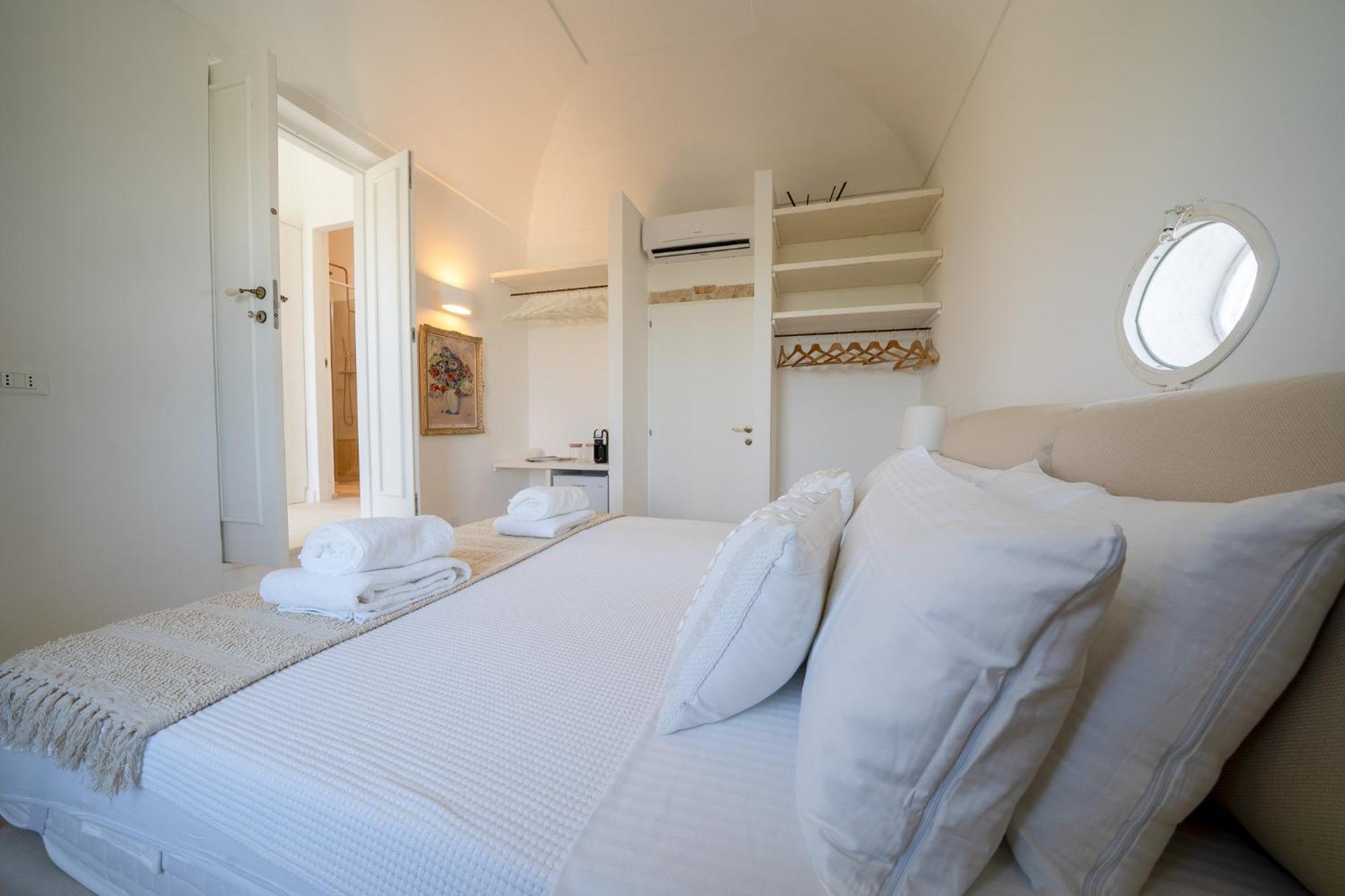 Masseria Artemisia Vista Mare Ostuni Exterior photo